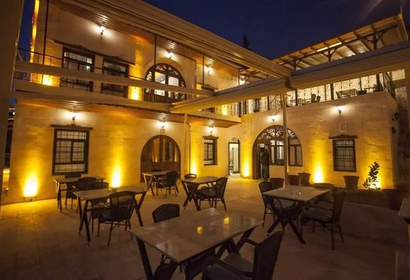 Türkmen Konagi Halfeti̇ Buti̇k Otel