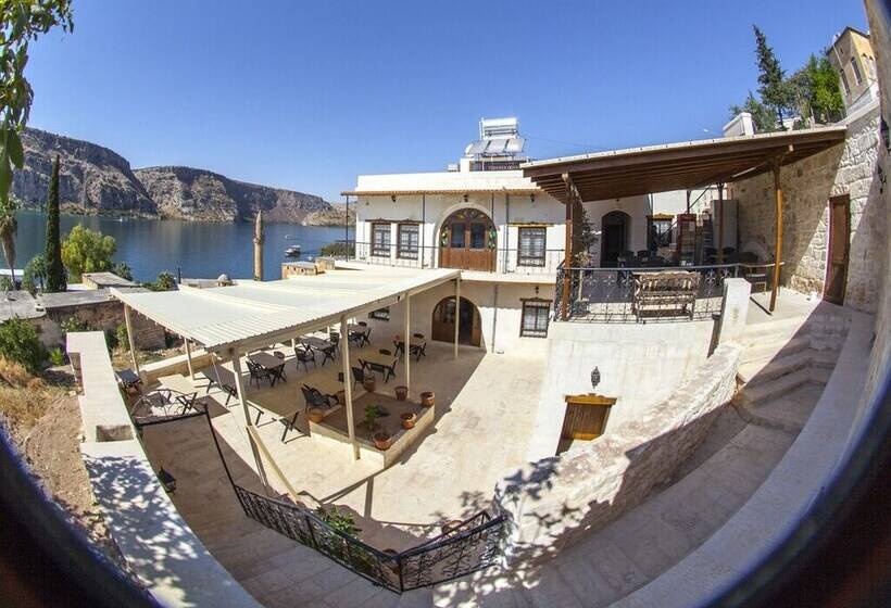 Türkmen Konagi Halfeti̇ Buti̇k Otel