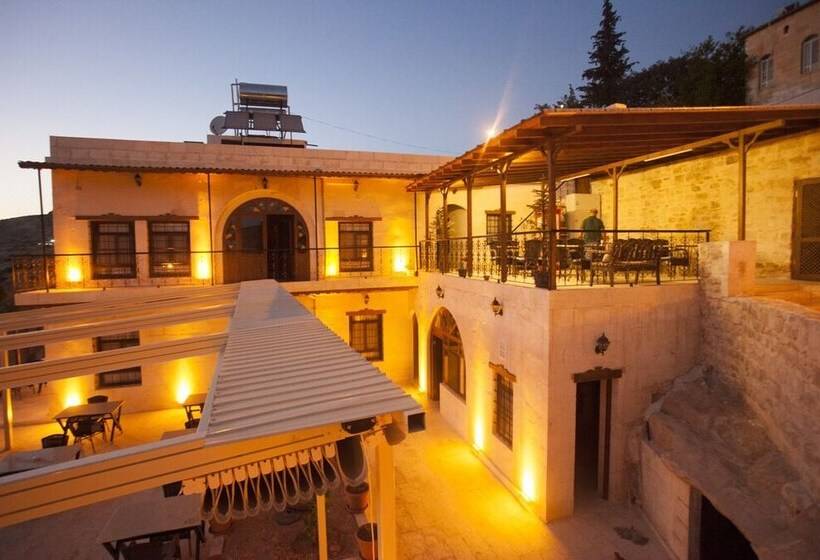 Türkmen Konagi Halfeti̇ Buti̇k Otel