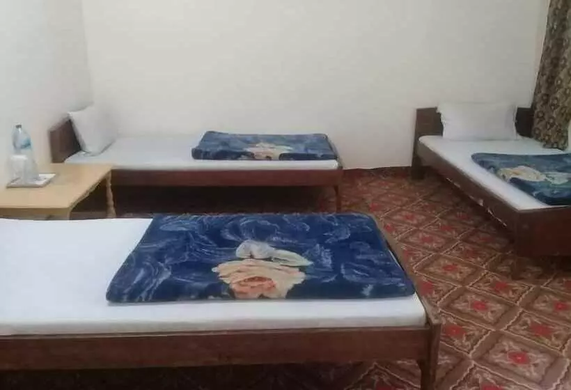 Benazir Hotel Kalash