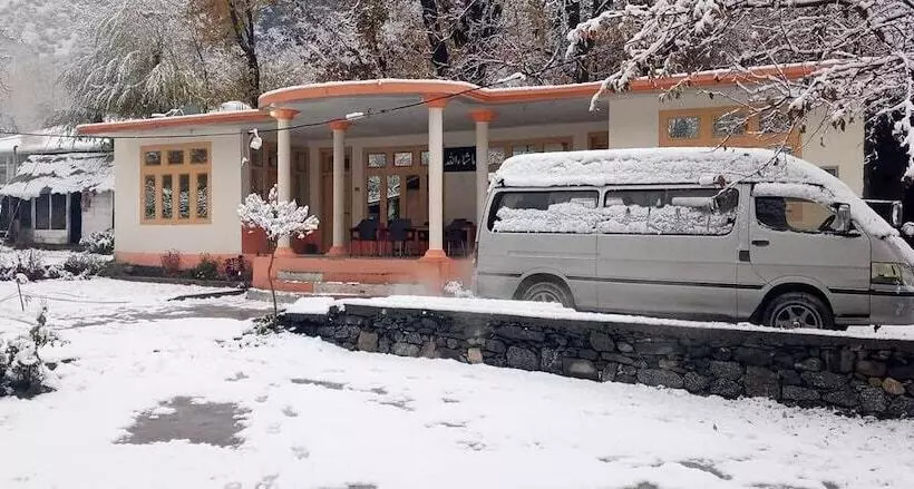 Benazir Hotel Kalash