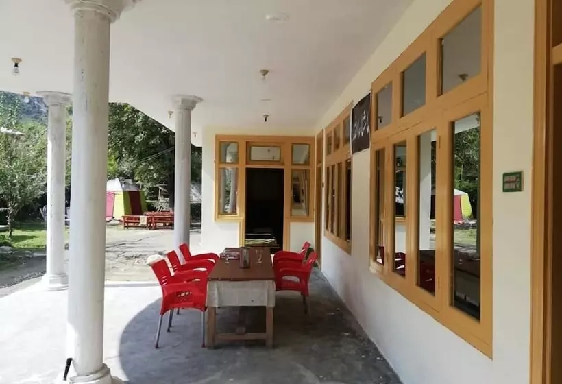 Benazir Hotel Kalash