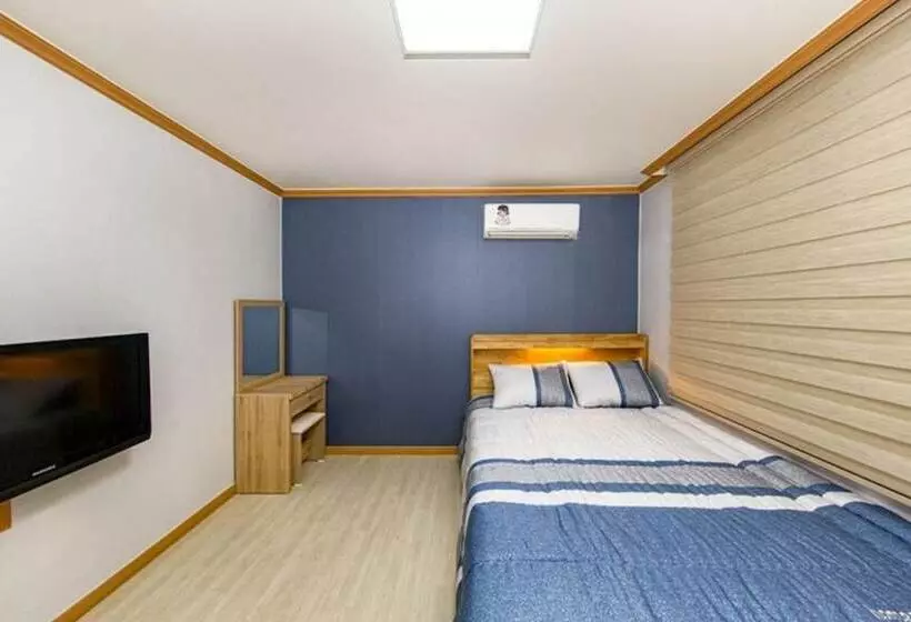 Boryeong Blue Beach Pension