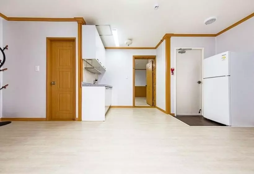 Boryeong Blue Beach Pension