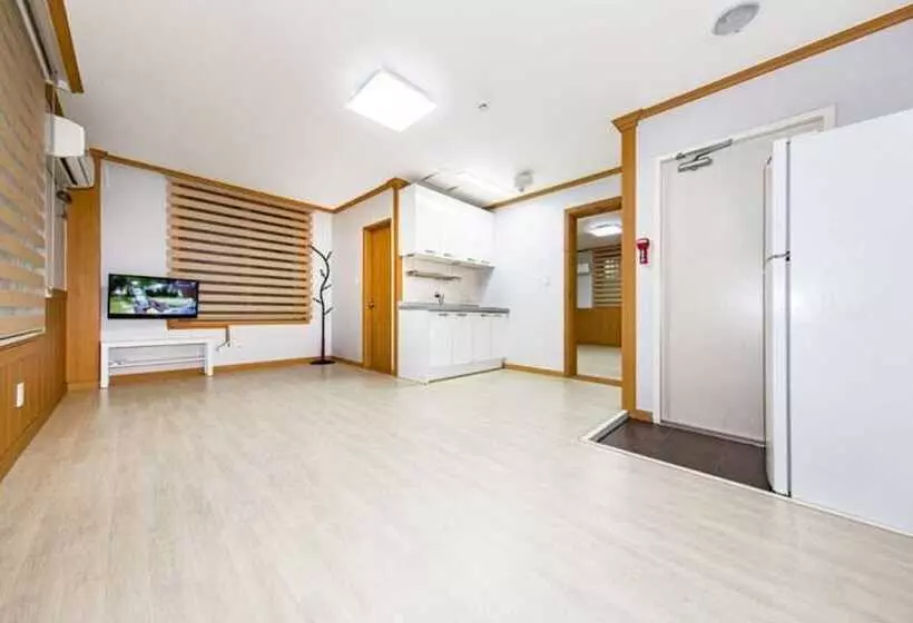 Boryeong Blue Beach Pension