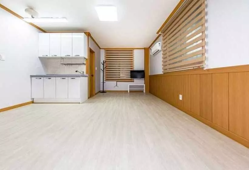 Boryeong Blue Beach Pension