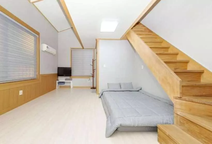 Boryeong Blue Beach Pension