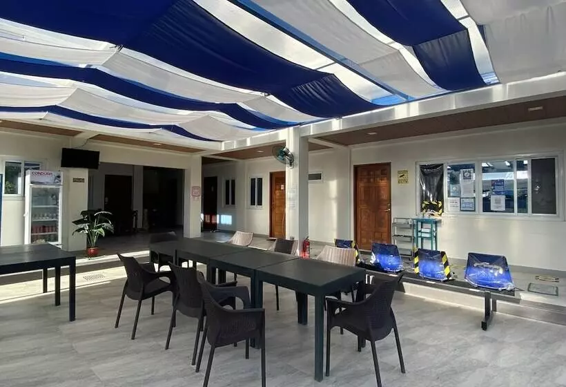 Hip Nautic Beach Resort By Cocotel