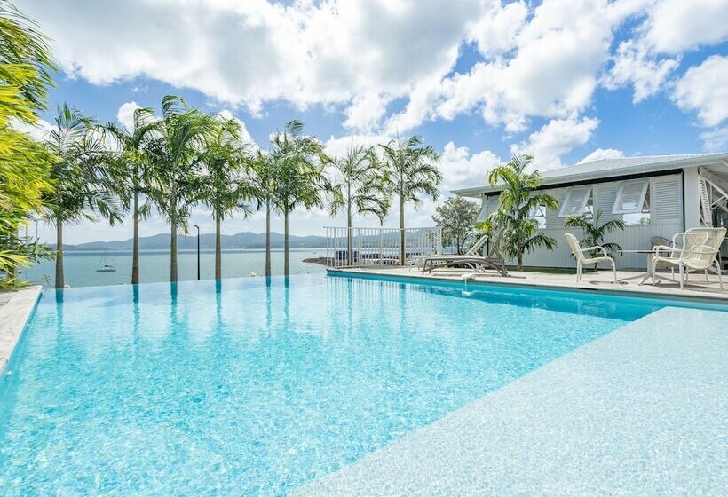 B&b Hotel Fort De France