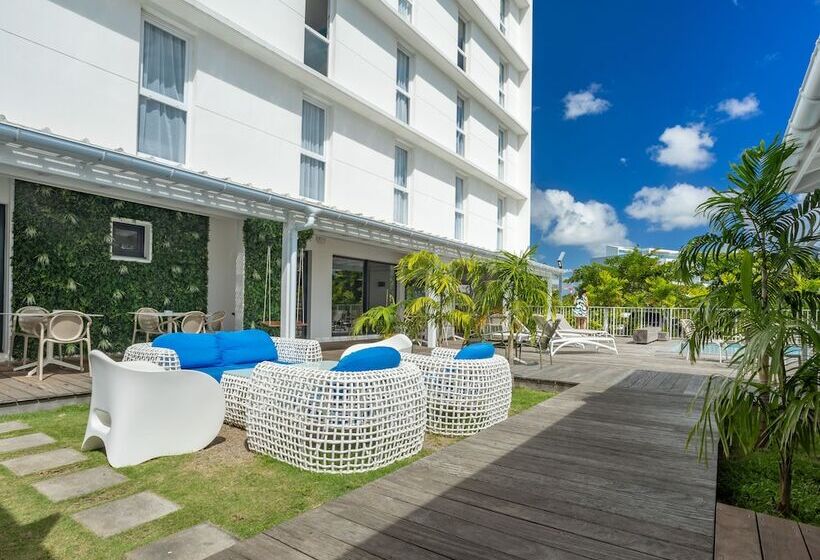 B&b Hotel Fort De France