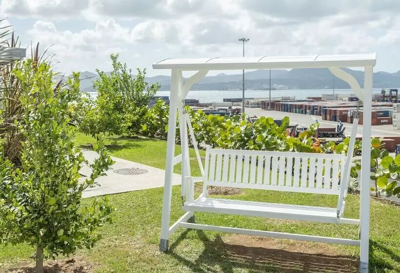 B&b Hotel Fort De France