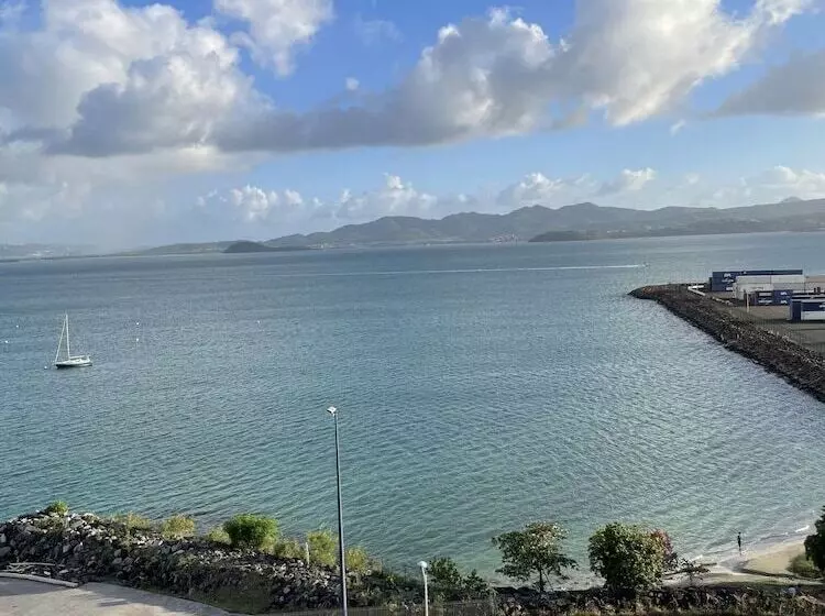 B&b Hotel Fort De France