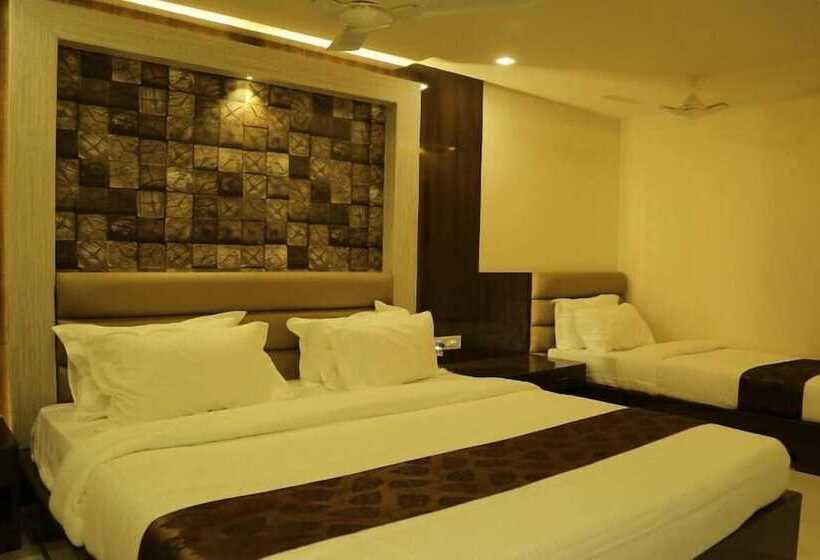 ホテル Iroomz Pratap Residency