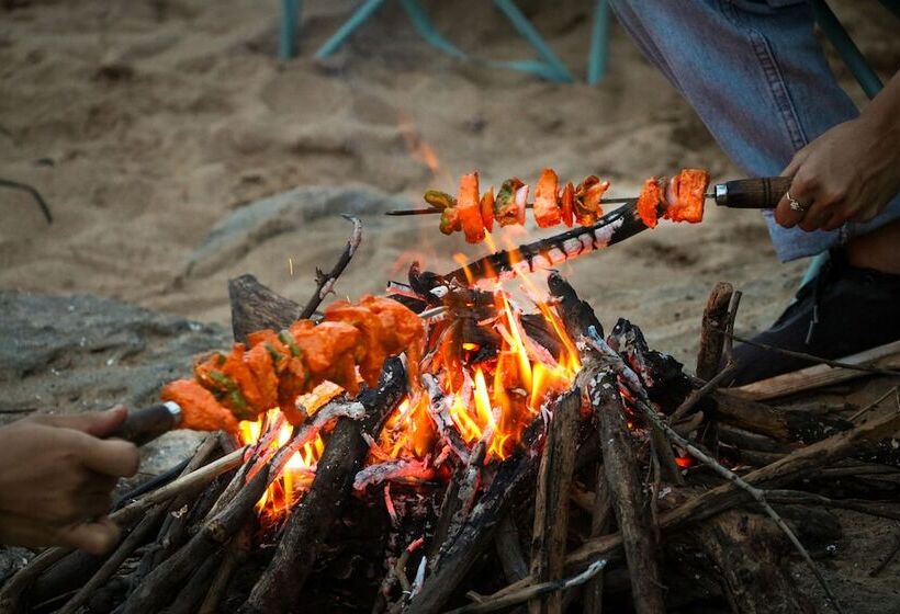 בית מלון כפרי Moustache Panarpani Retreat Pachmarhi