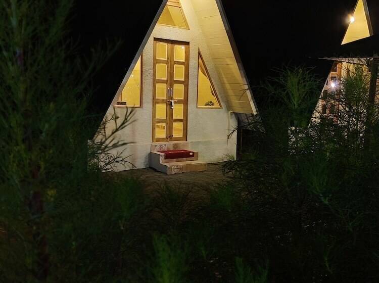 בית מלון כפרי Moustache Panarpani Retreat Pachmarhi