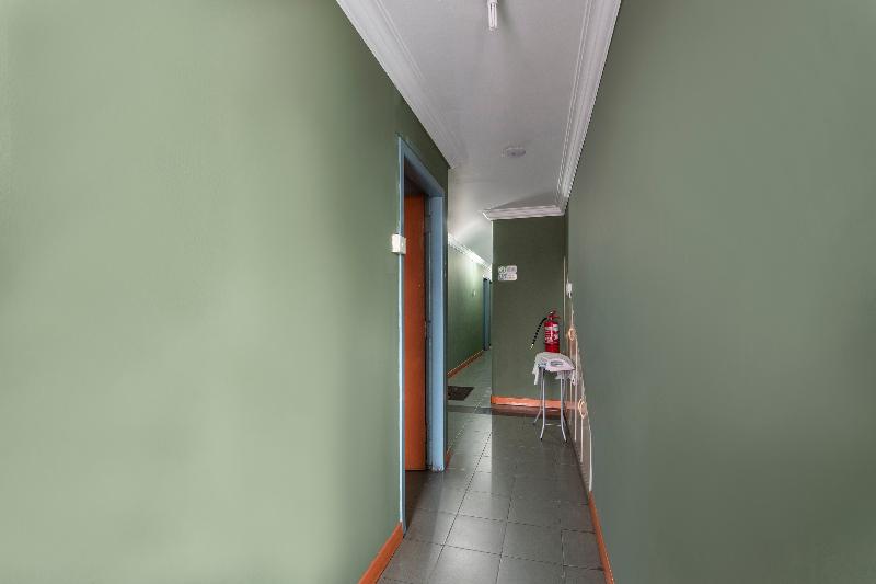 Hôtel Oyo 90417 Apollo