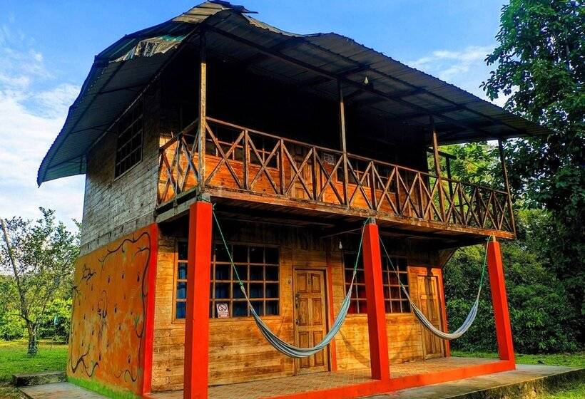 Hotel Puerto Quito Lodge