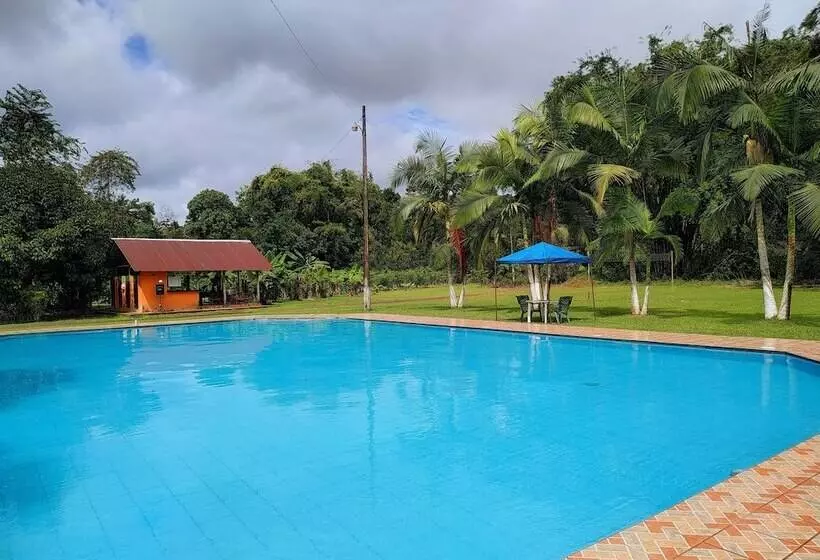ホテル Puerto Quito Lodge