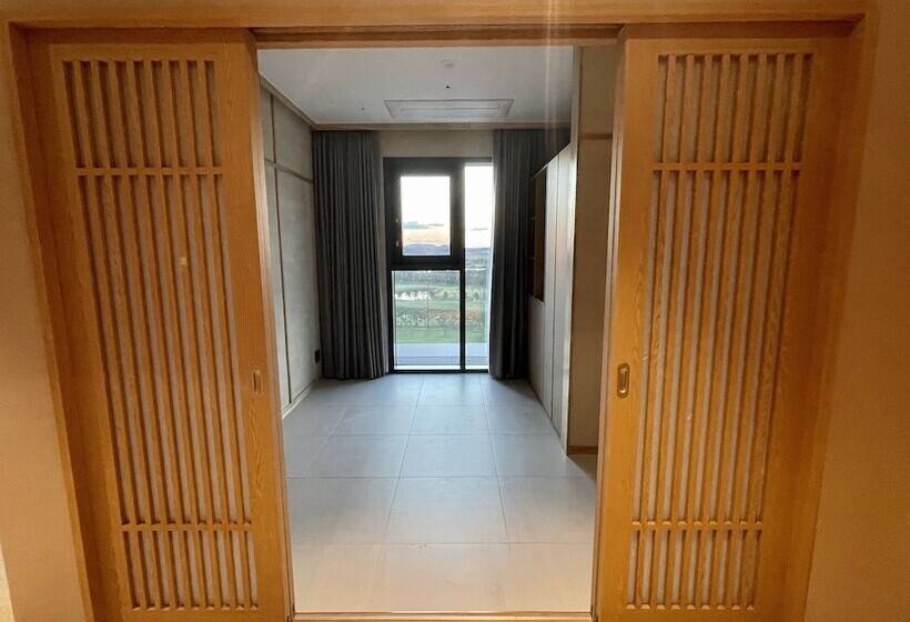 Hotel Sollago Resort