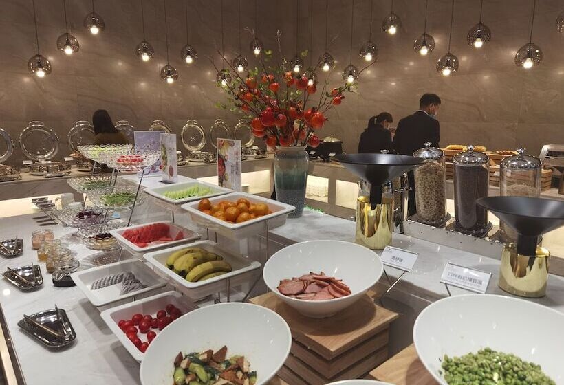 Hotel Yun Ray Phoenix