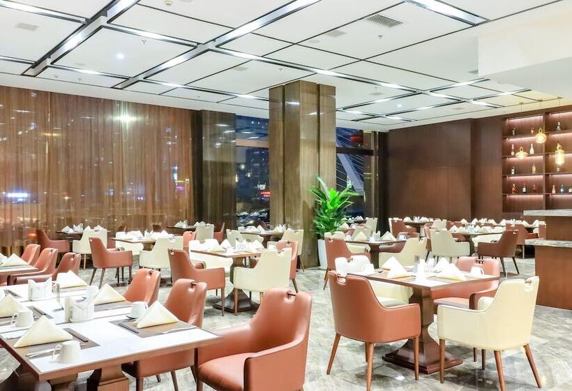 Hotel Yun Ray Phoenix