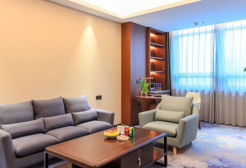 Hotel Yun Ray Phoenix