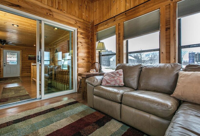 Lorelei Cabins Aster