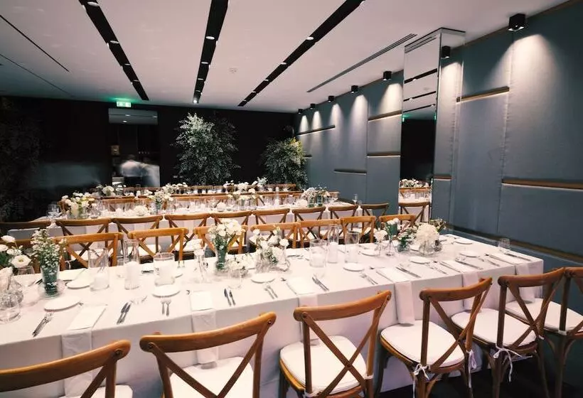 Maritim Marina Bay Luxury Resort