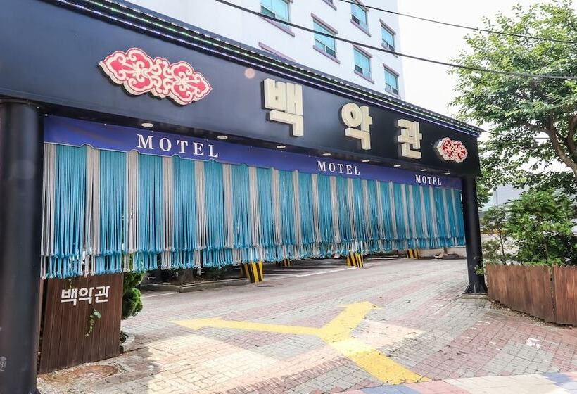 Motel Asan Baegakgwan