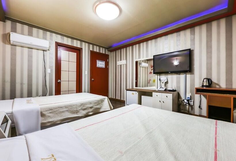 Motel Asan Baegakgwan