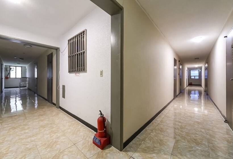 Motel Geojedo Okpo Yaksu