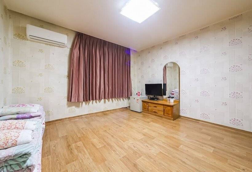 Motel Geojedo Okpo Yaksu