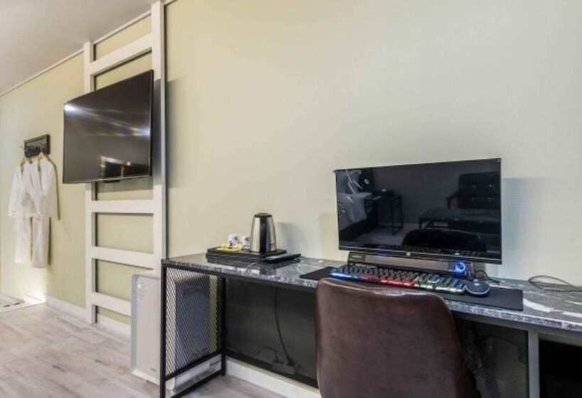 汽车旅馆 Suwon Homaesil Star