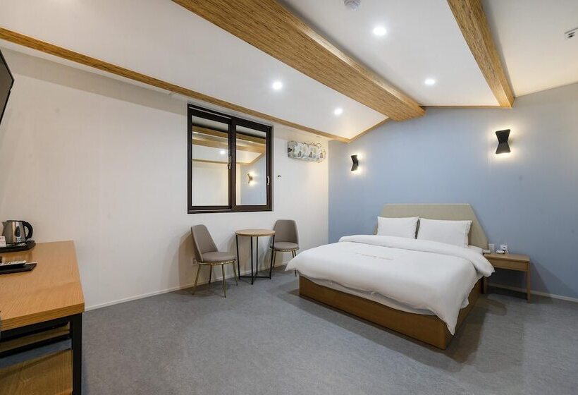 Motel Uiryeong Crystal