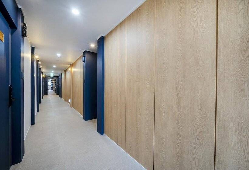 Motel Uiryeong Crystal