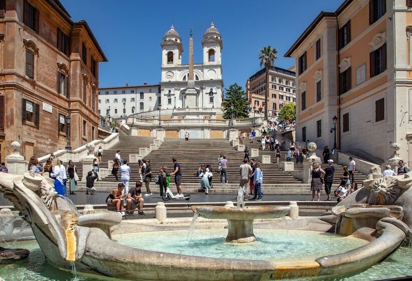 پانسیون Belsiana House