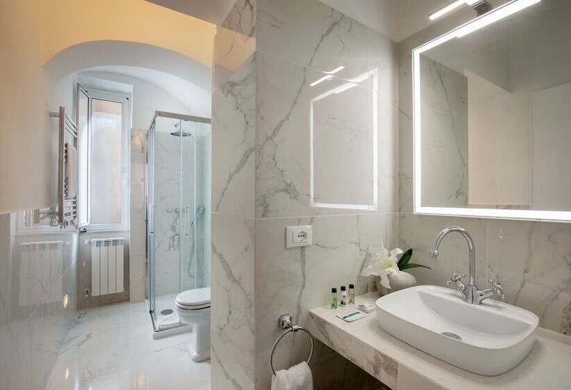 پانسیون Belsiana House