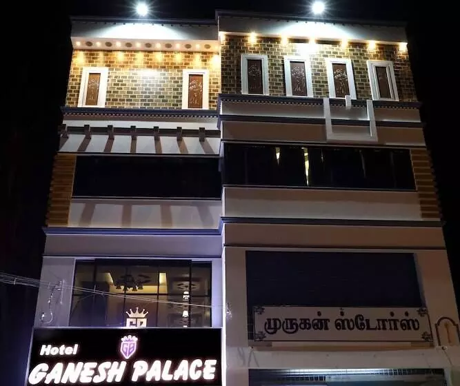 ペンション Ganesh Palace