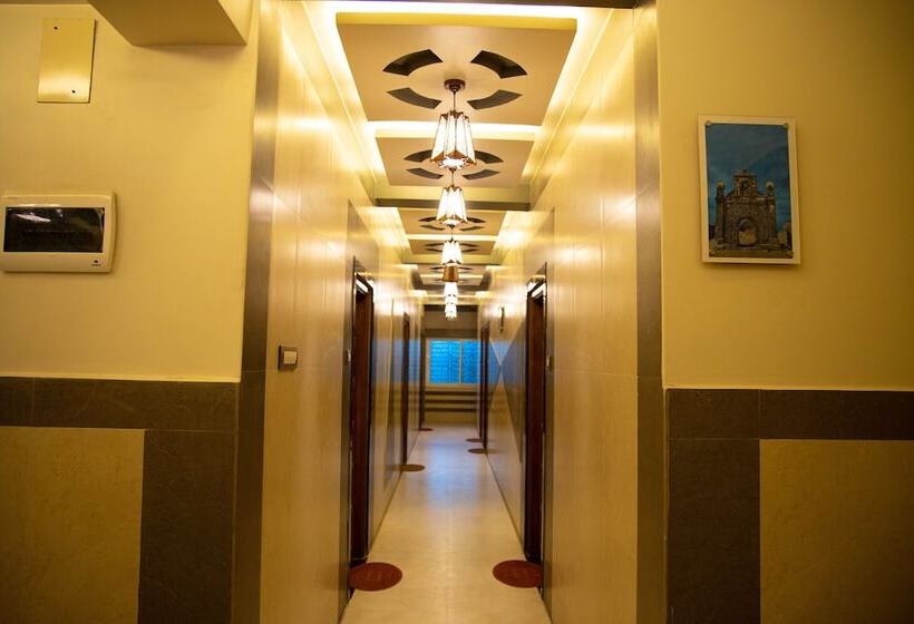 פנסיון Ganesh Palace