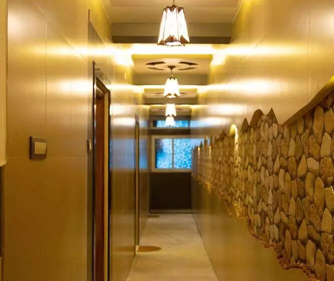 ペンション Ganesh Palace