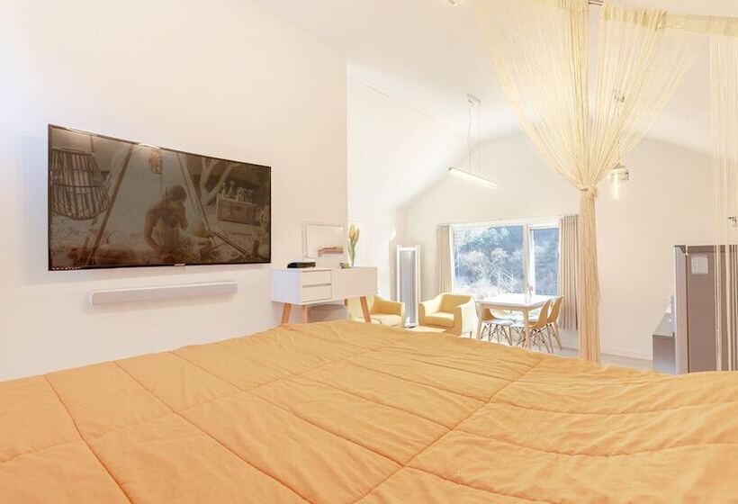 Pensiune Gapyeong Doomil Doomil Poolvilla