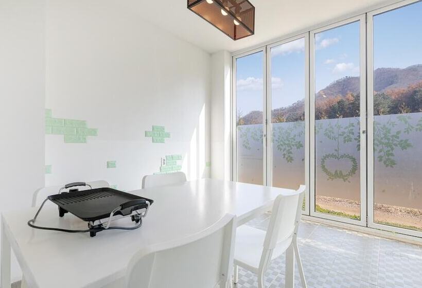 Pensiune Gapyeong Doomil Doomil Poolvilla