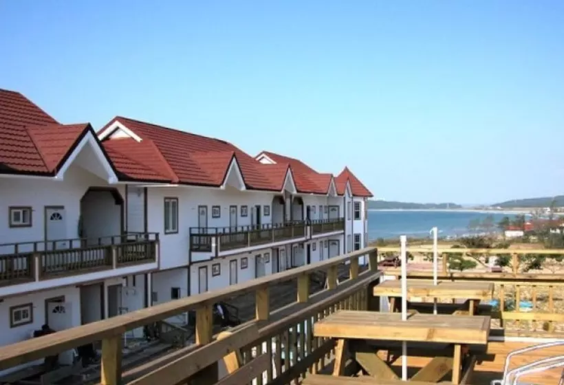 Majatalo Taean Sand Hill Resort