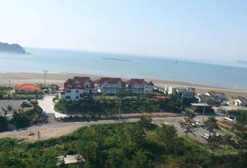 Majatalo Taean Sand Hill Resort