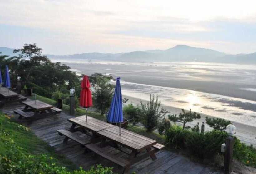 膳宿费 Taean Sand Hill Resort