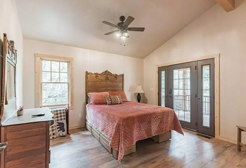 Pine Cabin With Sweeping Views! Private, Peaceful Getaway! Fun For Family! By Redawning
