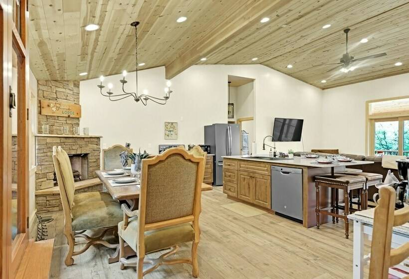 Pine Cabin With Sweeping Views! Private, Peaceful Getaway! Fun For Family! By Redawning