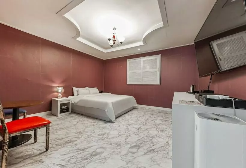 Pyeongtaek K Motel