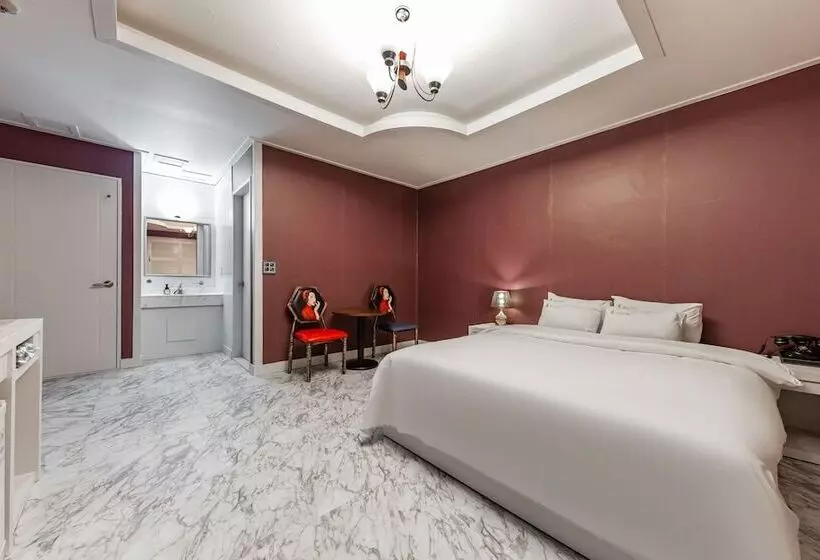 Pyeongtaek K Motel