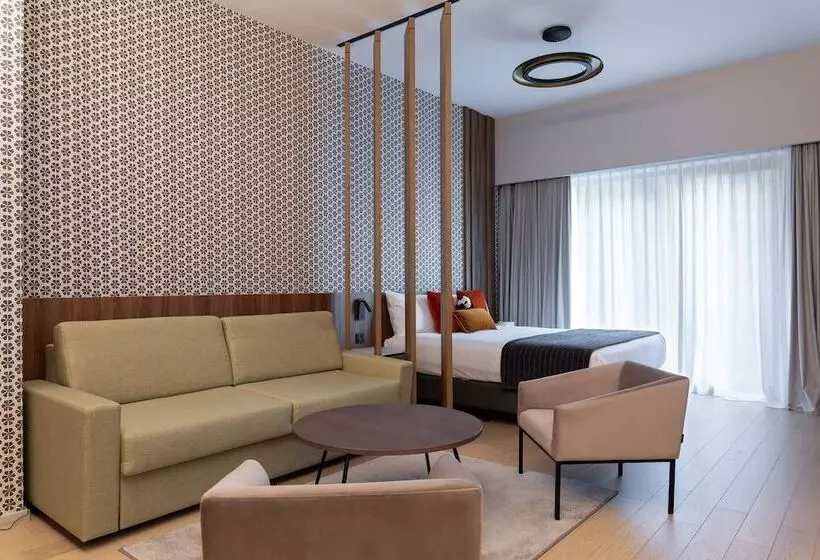 The Central Kirchberg  Smart Apart